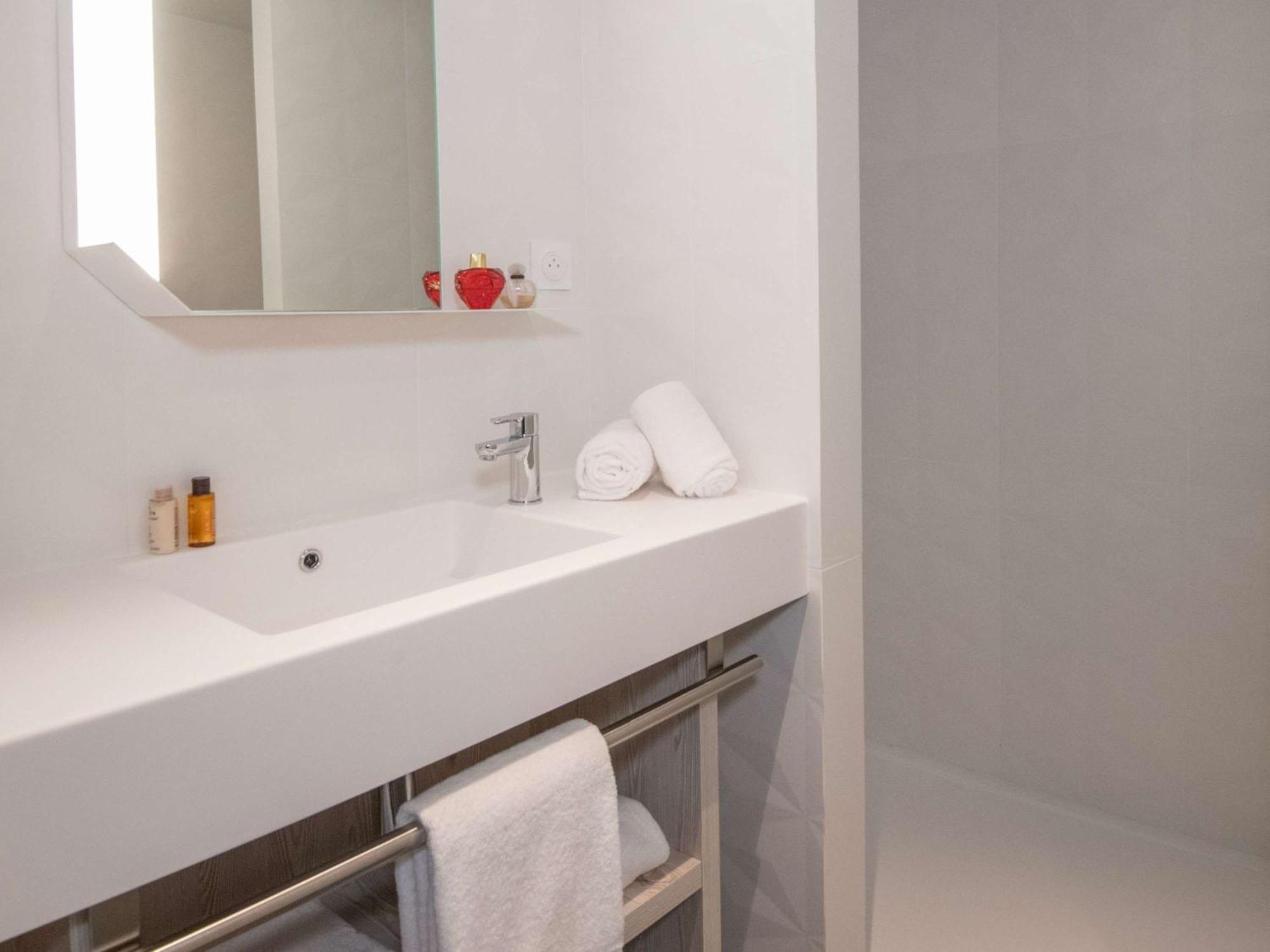 Ibis Styles Porto Vecchio Hotel Exterior photo