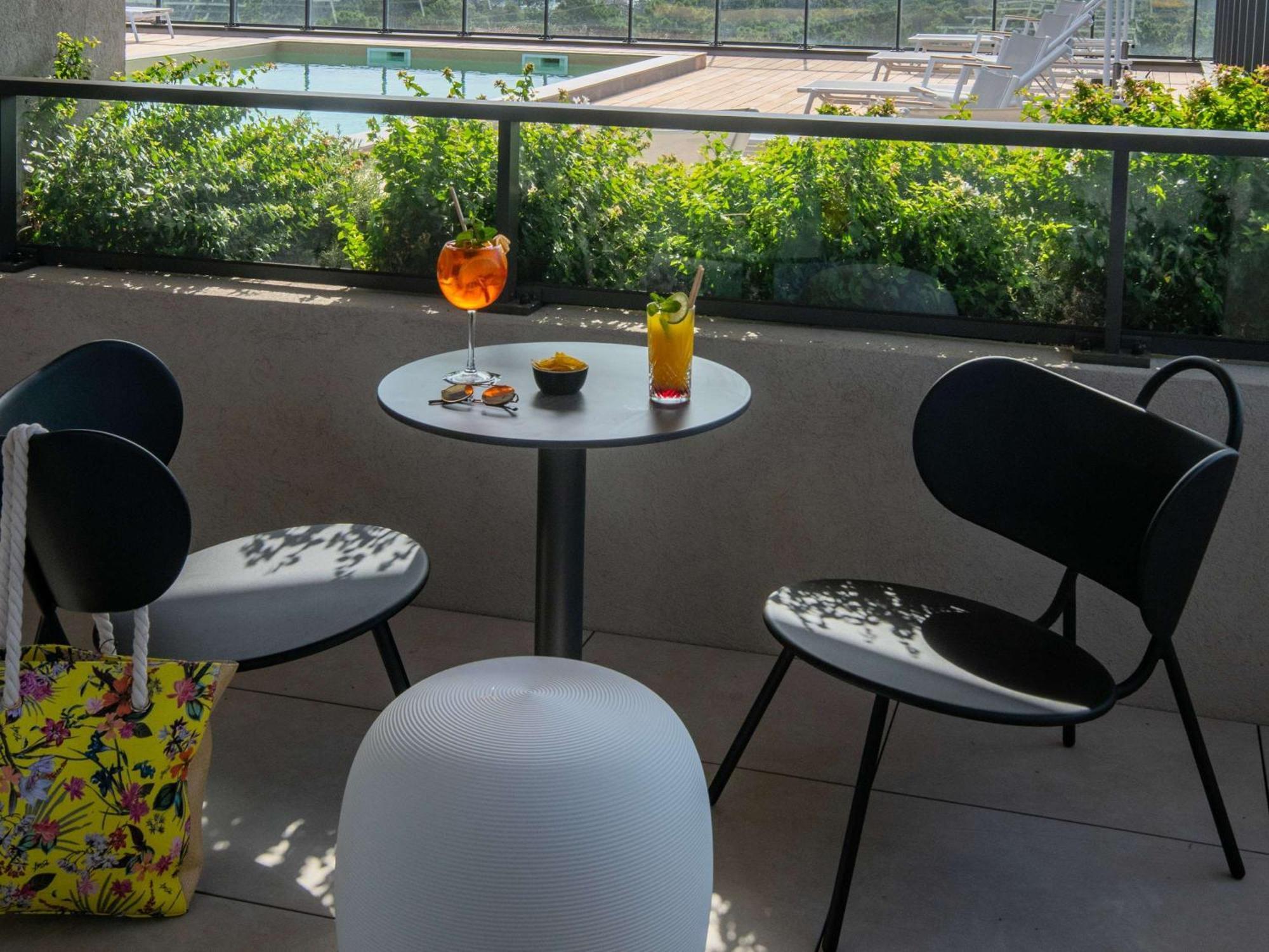 Ibis Styles Porto Vecchio Hotel Exterior photo