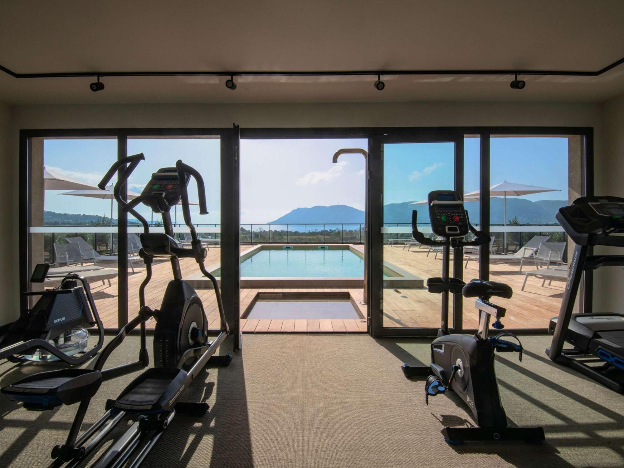 Ibis Styles Porto Vecchio Hotel Exterior photo